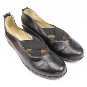 NEW Valleverde V17458 Black Leather Strapped Rubber Wedge Sole Ballet Flats 38